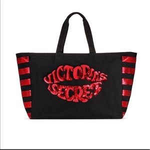 Victoria Secret sequin lip bag